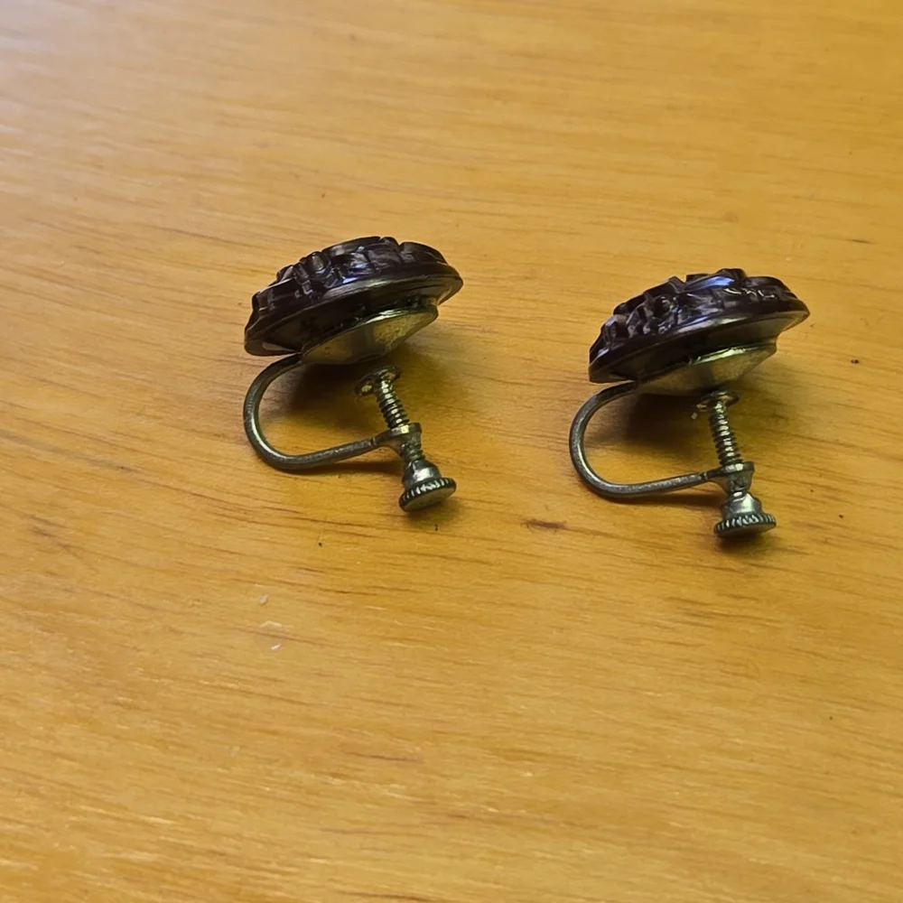 Vintage clip on earrings